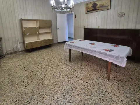 Depto Tipo Casa 4 ambientes con 1 baño