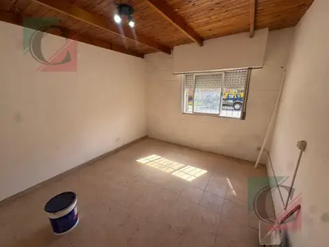 Depto Tipo Casa 2 ambientes con 1 baño