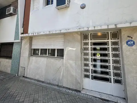 Pasaje Deza al 900