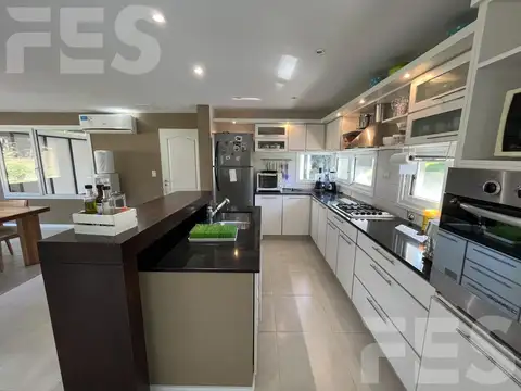 Casa en Alquiler Temporal en Pinamar, USD 4.100
