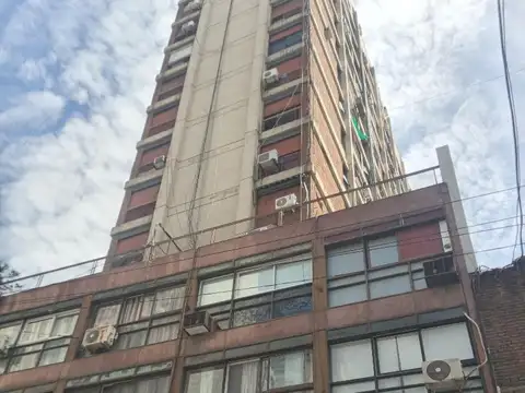 Viamonte 600, Piso 1