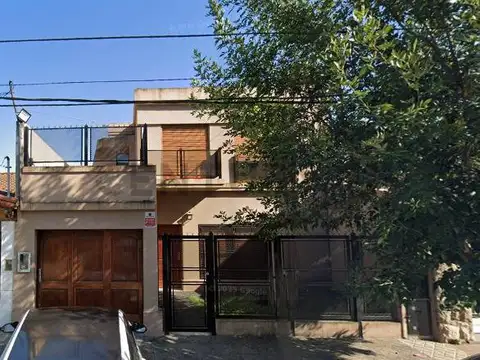 ¡Oportunidad Única! Venta de Casa 5 Ambientes en el Corazón de Moreno