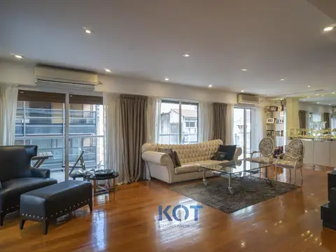Departamento en venta 5 ambientes en Belgrano piso de 263 m2 con escritorio y cochera doble.