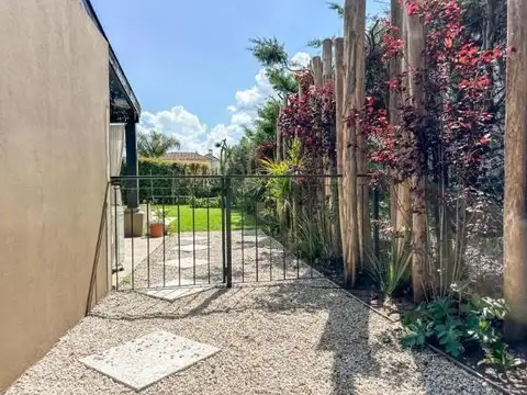 Casa en Venta en Santa María de los Olivos, USD 420.000