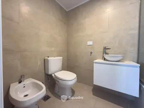 Departamento 5 ambientes con 2 baños