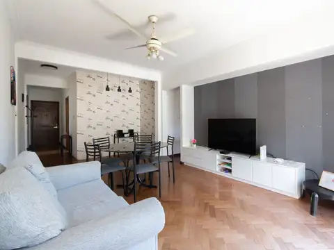Venta 3 Ambientes Balcón -  Todo a Nuevo- Almagro