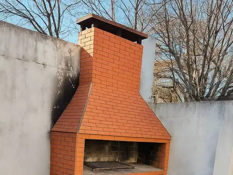 PH 3 AMBIENTES VILLA LUGANO C/ PATIO Y COCHERA