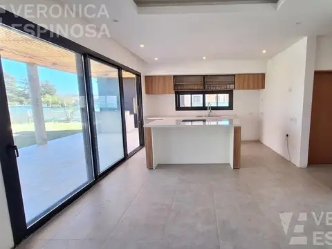 Casa VENTA Barrio Cerrado Haras San Pablo -  Tres dormitorios - Cuatro ambientes - General Rodriguez
