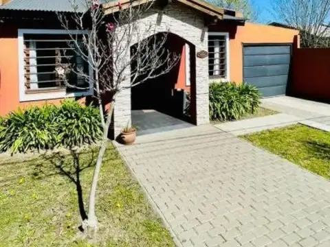 Casa en Venta al Noroeste