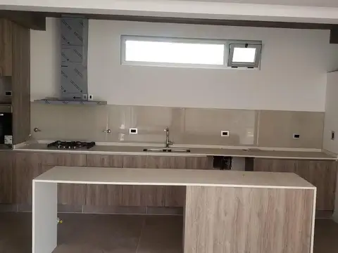 Casa en Alquiler A Estrenar