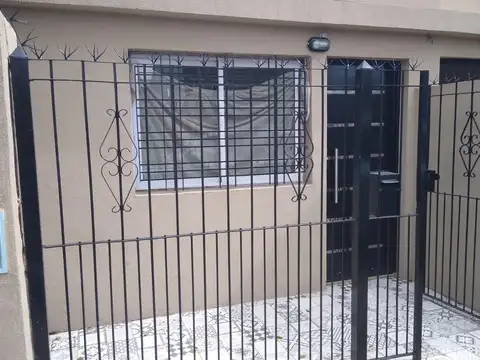 DEPARTAMENTO 2 AMBIENTES EN ALQUILER - MORON SUR
