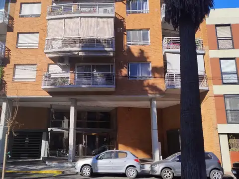 Luminoso semipiso de 3 Ambientes en Saavedra
