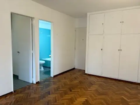 Departamento 1 ambiente con balcon y cocina separada