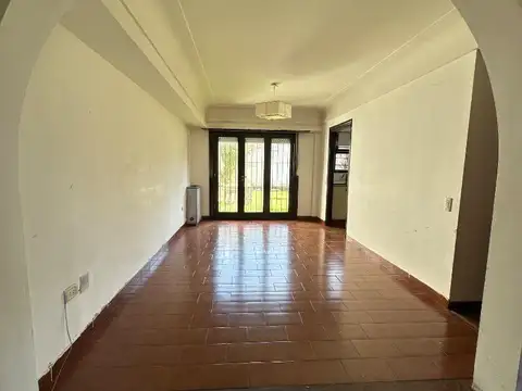 Casa en Venta en Parque Luro, USD 240.000