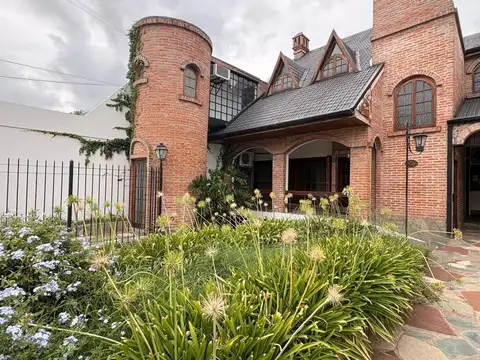 casa en venta Zarate