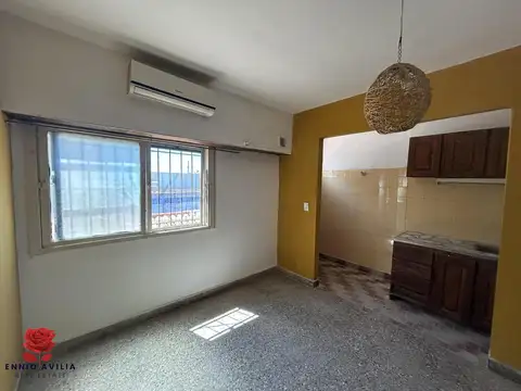 Depto Tipo Casa 2 ambientes con 1 baño