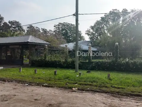 Casa en Venta con 6 cocheras