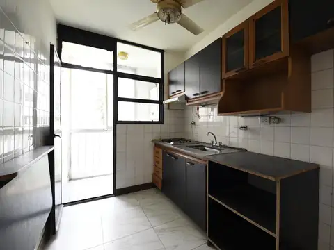 Las Flores 1600 , Piso 1