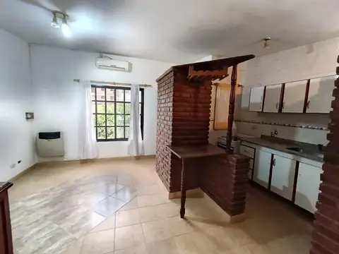 Belgrano 165 , Piso 1