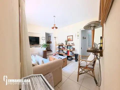 Depto Tipo Casa en Venta de 2 ambientes