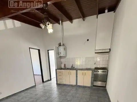 Depto Tipo Casa en Alquiler de 3 ambientes
