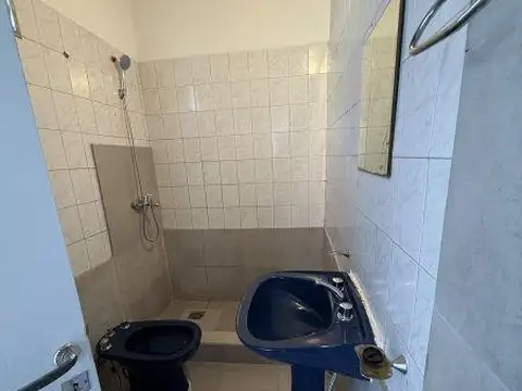 Depto Tipo Casa en Alquiler en Morón, $ 600.000