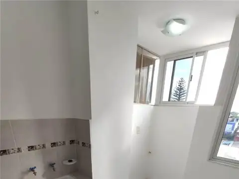 PADRE CERQUEIRA 100, Piso 3