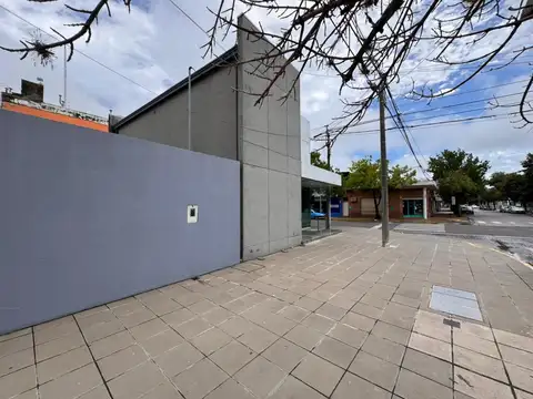 Local en Venta en 30 De Octubre, USD 380.000