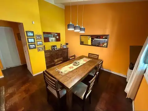 Casa en Venta en Quilmes, USD 185.000
