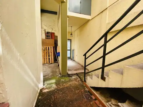 CASA A REFACCIONAR!  VENTA CABALLITO  LOTE PROPIO!