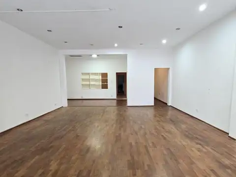 Local en Venta 56 años