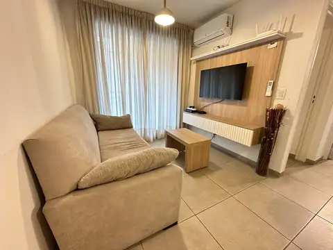 VENTA departamento 1 dormitorio zona centro al frente