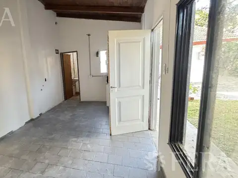 Depto Tipo Casa en Alquiler en Quilmes, $ 350.000