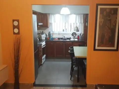 Depto Tipo Casa en Venta de 4 ambientes