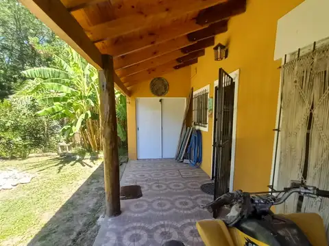 Casa Con Amplio Parque En Venta, Villars