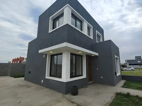 ALQUILER CASA SAN IGNACIO VILLAGE GRAN TERRENO !