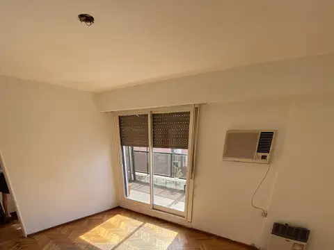 Departamento en Venta en Villa del Parque, USD 89.000