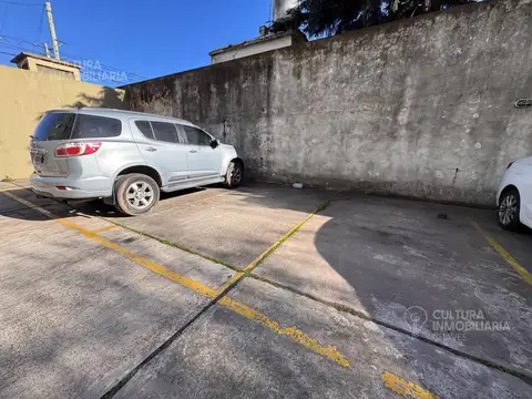 Cochera en Parque Avellaneda