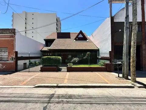 VENTA CASA 5 AMBIENTES WILDE