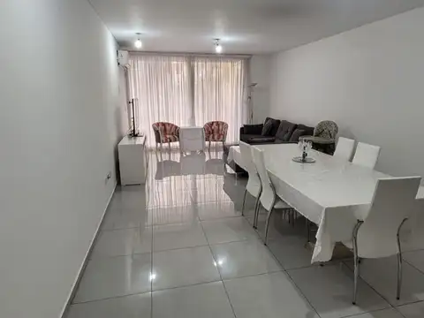 VENTA ALMAGRO PISO  EXCELENTE  