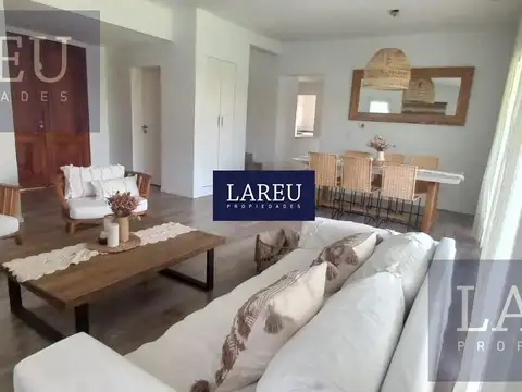 Casa en Venta en Countries y Barrios Cerrados en Pilar, USD 480.000
