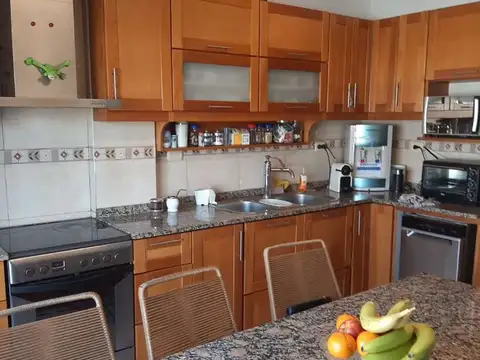Departamento en Alquiler con 2 cocheras