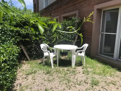 Departamento en Alquiler con 2 cocheras