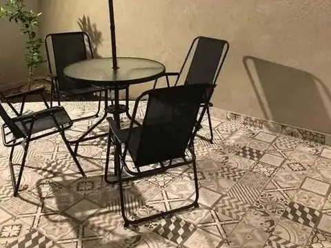 Depto Tipo Casa 2 ambientes con 1 baño