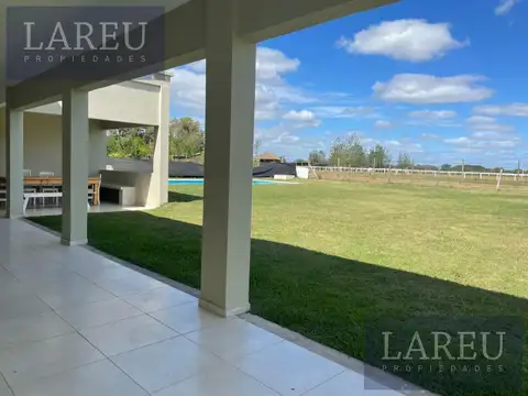 Casa en Alquiler Temporal de 4 dormitorios