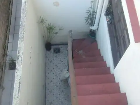 Parque Avellaneda, Laguna 700, 4 amb, 115m2, u$S 119.000