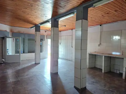 Local en Alquiler en Villa Gobernador Galvez, $ 720.000