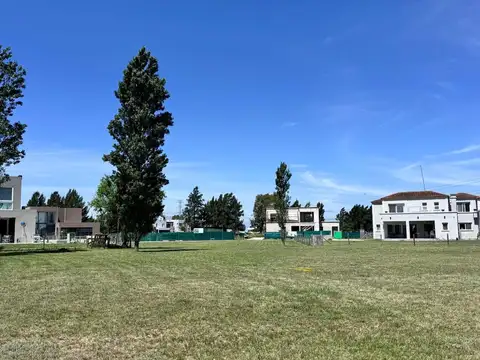 LOTE EN VENTA - LA MAGDALENA, BARRIO PRIVADO