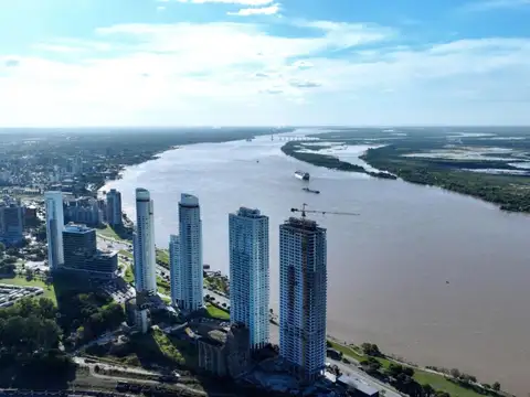 Av Estanislao López  al 2600