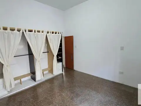 Depto Tipo Casa 4 ambientes con 1 baño